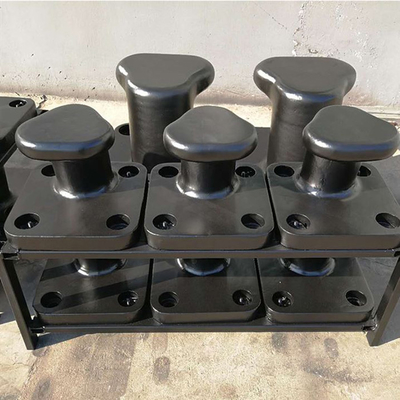 OEM পরিষেবা 100 টন মুরিং বোলার্ডস QT450 কাস্ট আয়রন বোলার্ডস