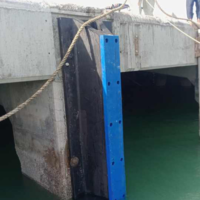 উচ্চ শক্তি শোষণ জাহাজ এবং নৌকা জন্য 1000mm V টাইপ Fender