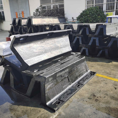OEM মেরিনা ফেনডারস ডক / পোর্ট / নৌকা ভি আকৃতির রাবার